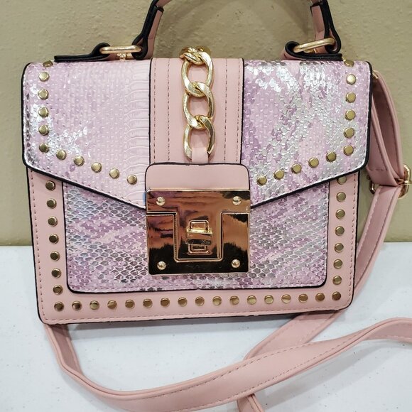 Small Handbag Pink Faux Leather Gold Tone Chain Crossbody Strap with Billfold - Picture 3 of 16